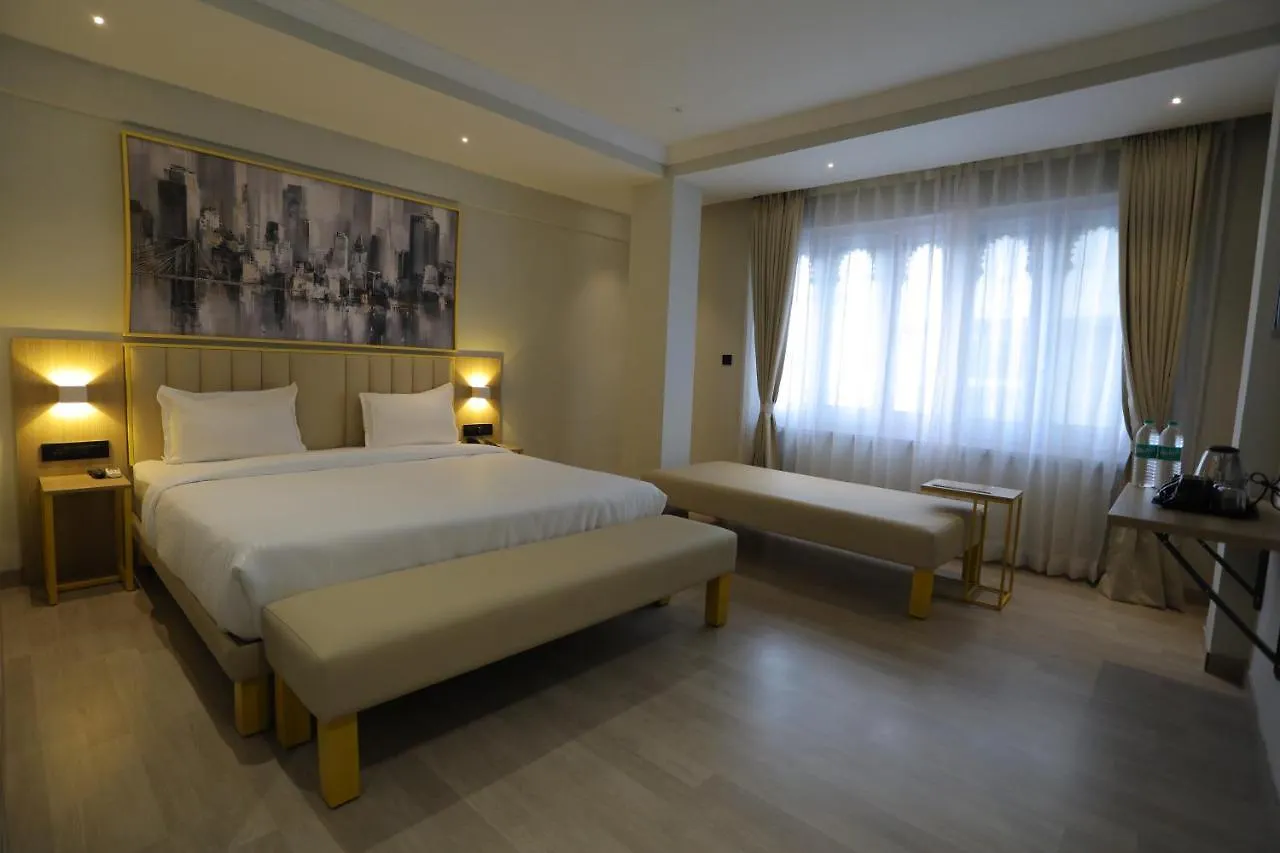 Hotel City Express By Downtown Udaipur