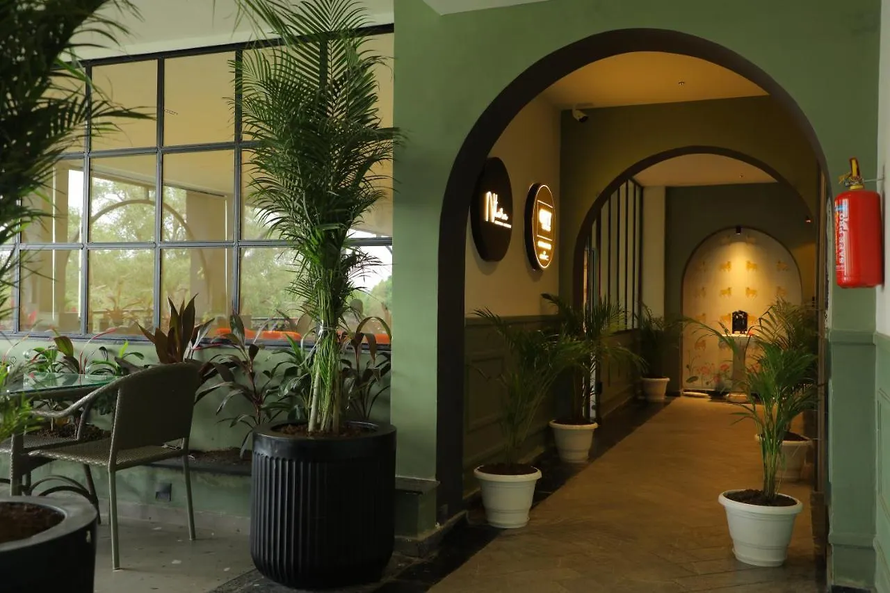 Hotel City Express By Downtown Udaipur